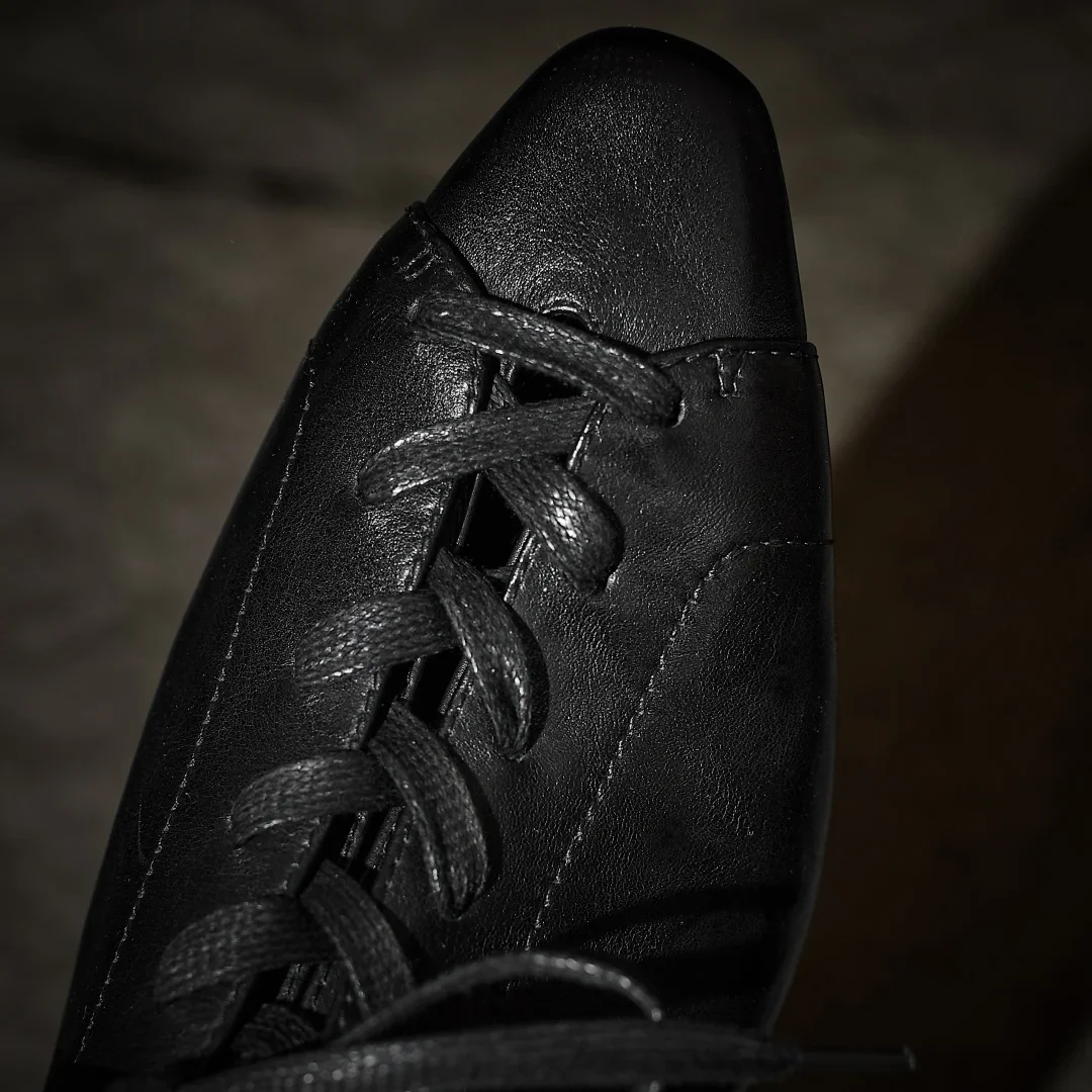 Alina Vintage Lace Oxfords - Image 3
