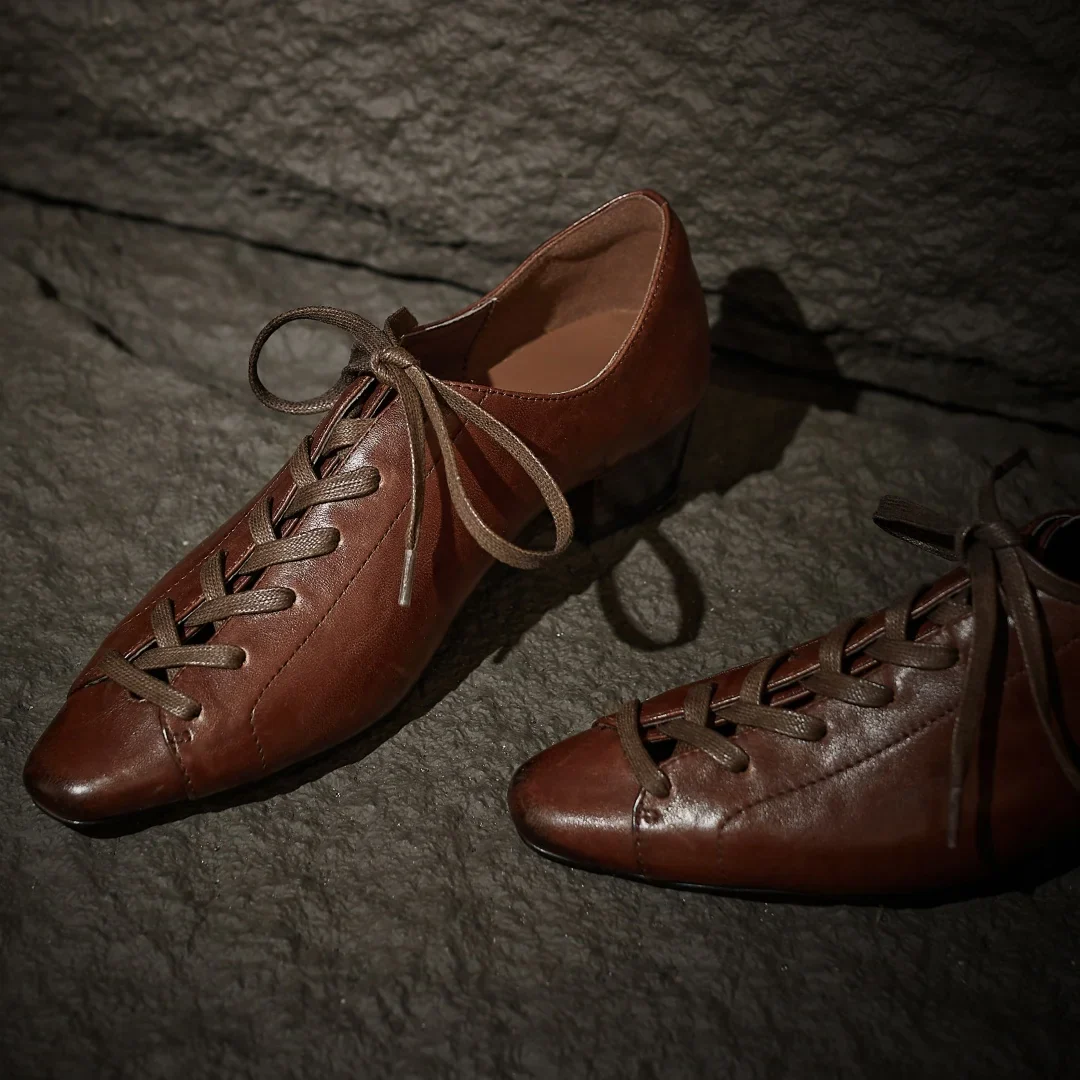 Alina Vintage Lace Oxfords - Image 9