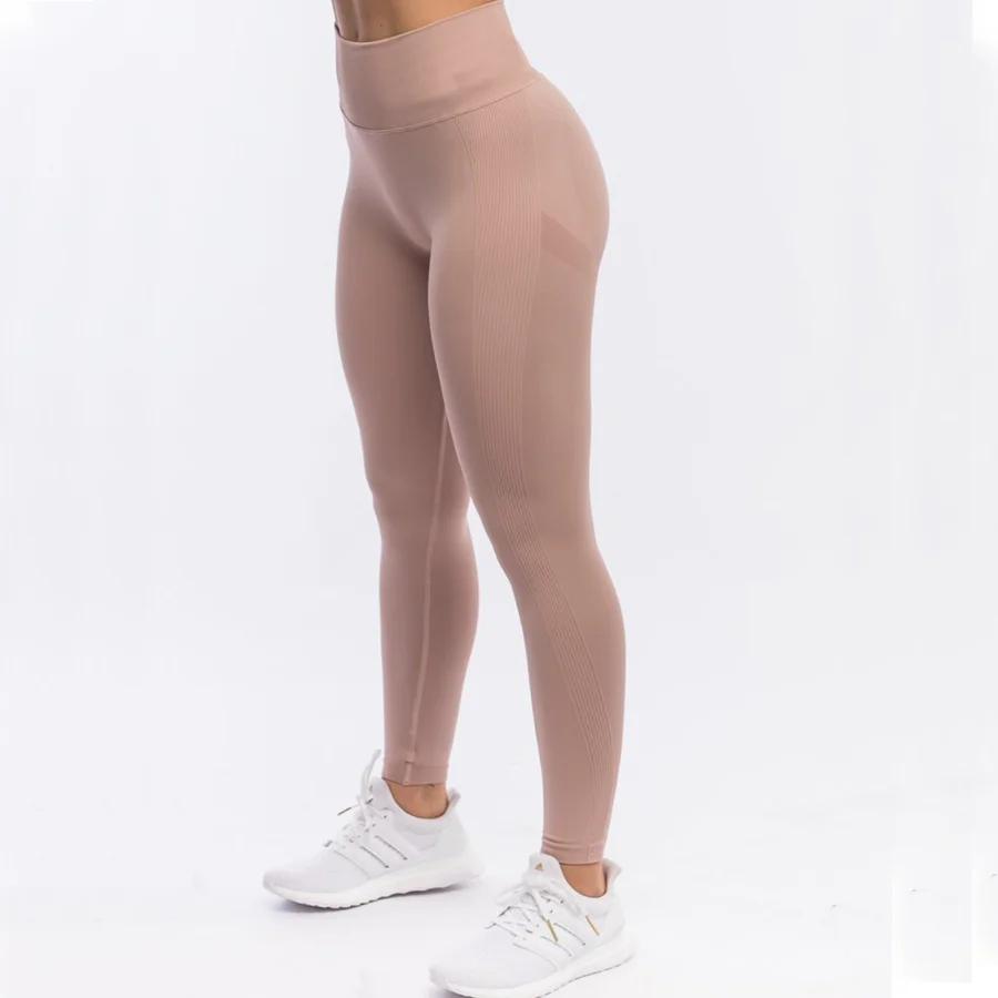 Arielle Crop Finesse Set - Image 14