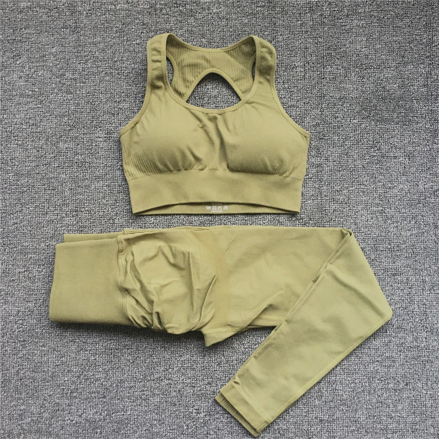 Arielle Crop Finesse Set - Image 6