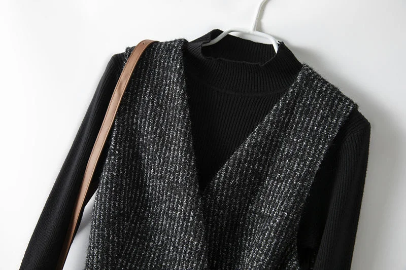 Arvendale Textured Wrap Vest - Image 11