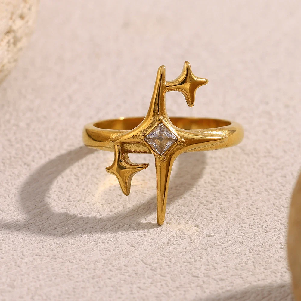 Astrale 18K Zircon Ring