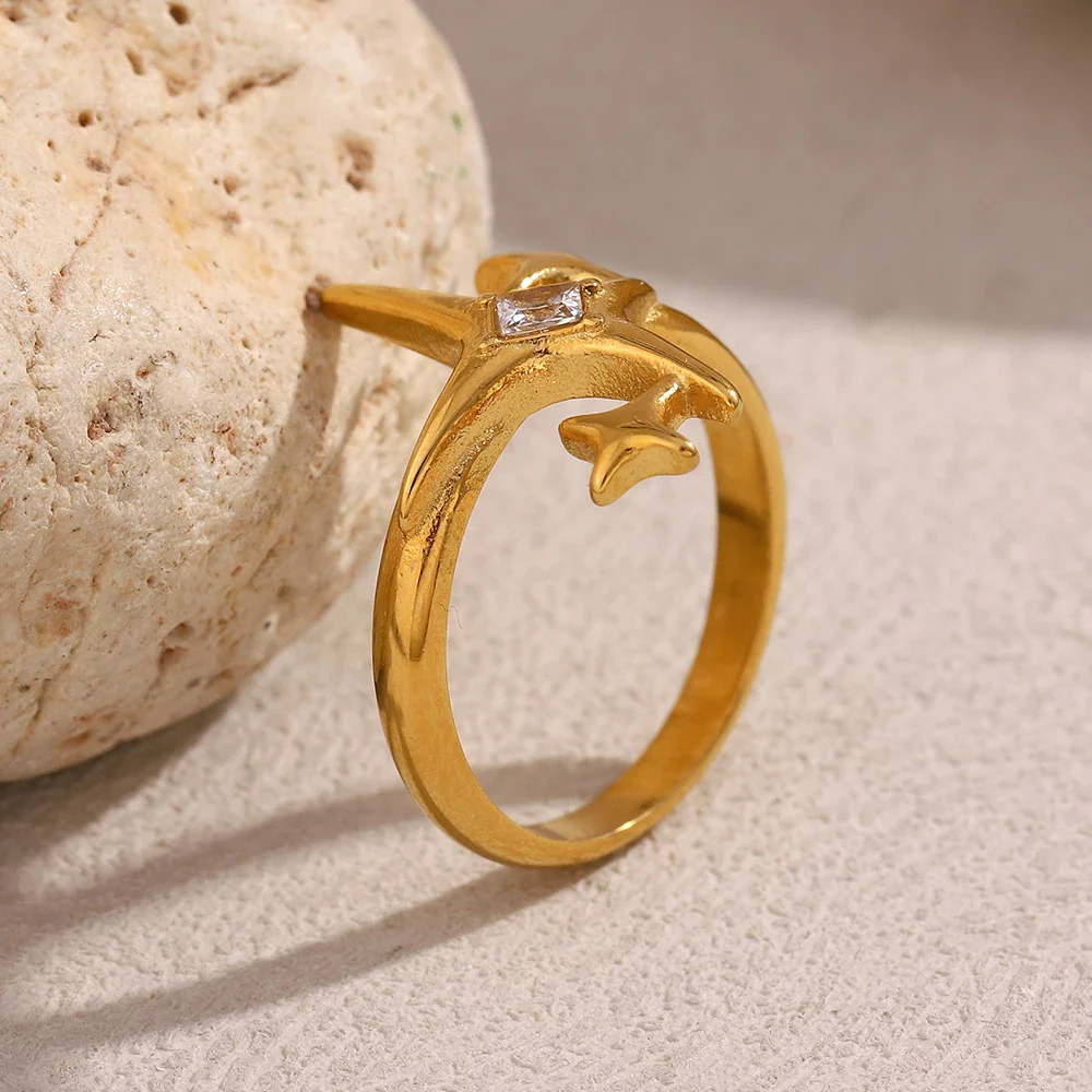Astrale 18K Zircon Ring - Image 5