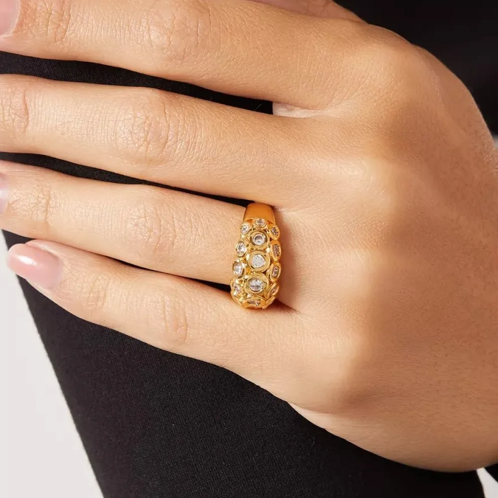 Belliza Women’s Gold Wedding Band Cubic Zirconia Ring - Image 3
