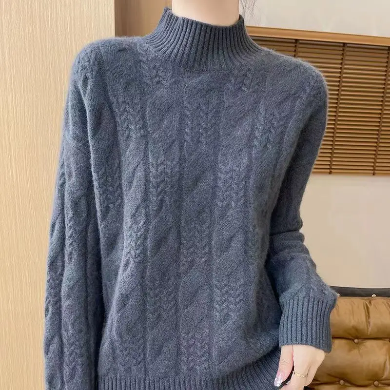 Carinthia Cable Knit Sweater - Image 20