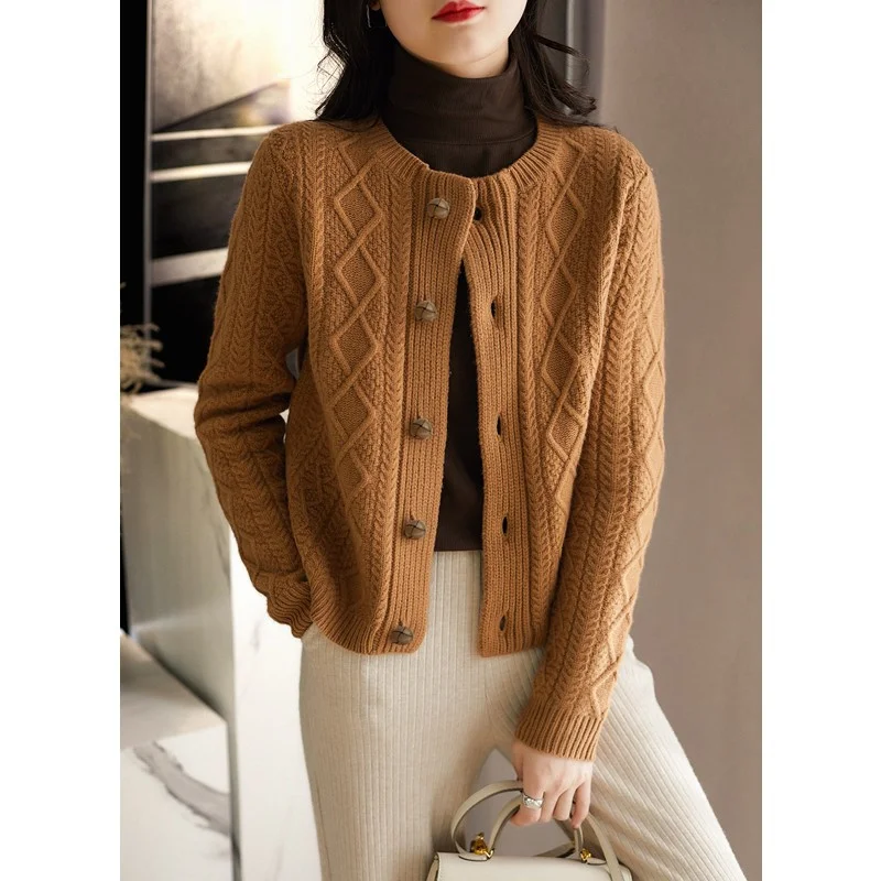 Claire Cable Knit Cardigan - Image 9