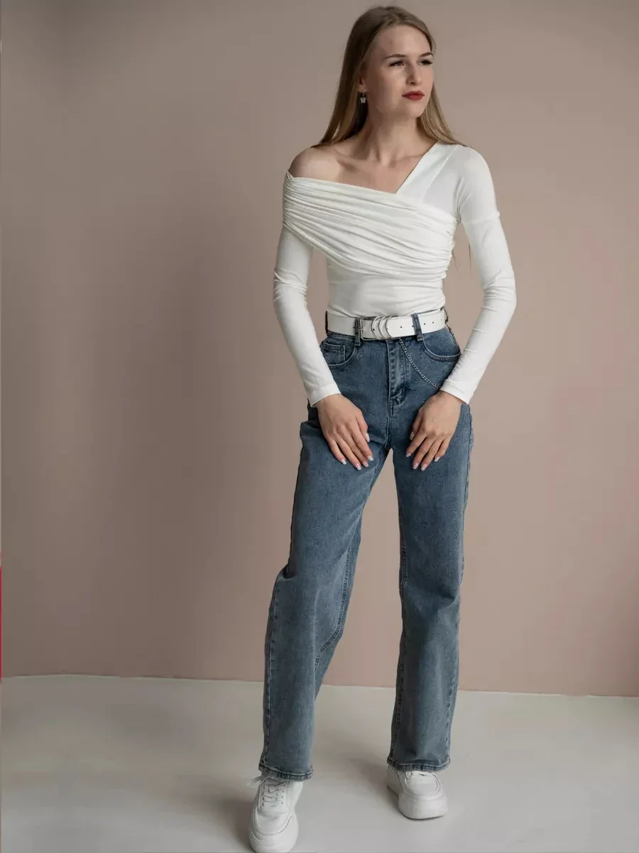Clara Monroe Off-Shoulder Top - Image 13