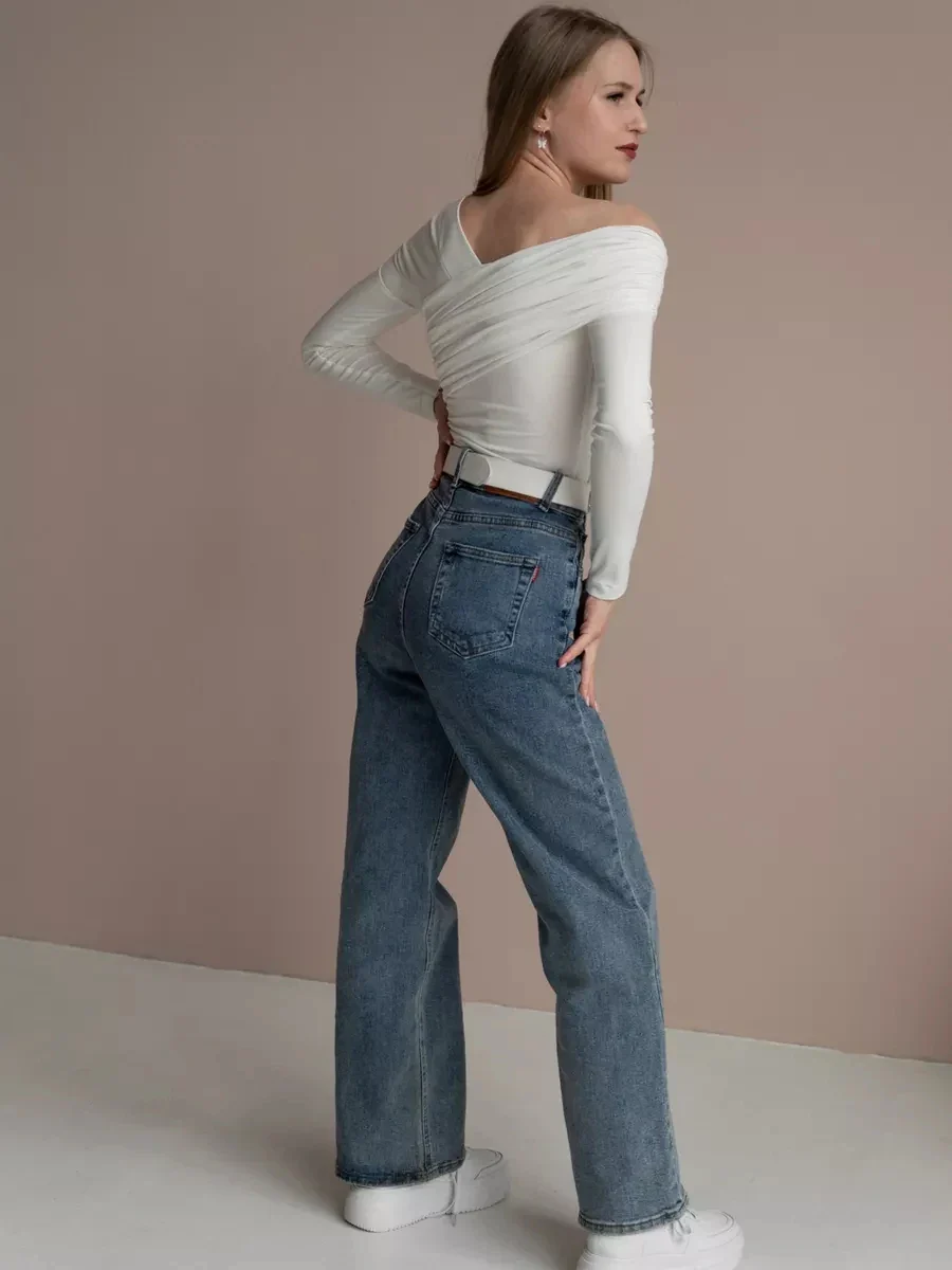 Clara Monroe Off-Shoulder Top - Image 15