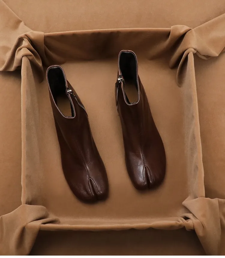 Deauville Chunky Heel Boot - Image 5