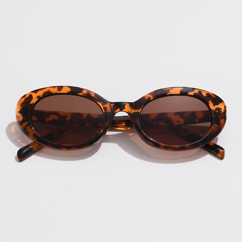 Delphine Classic Sunnies - Image 14