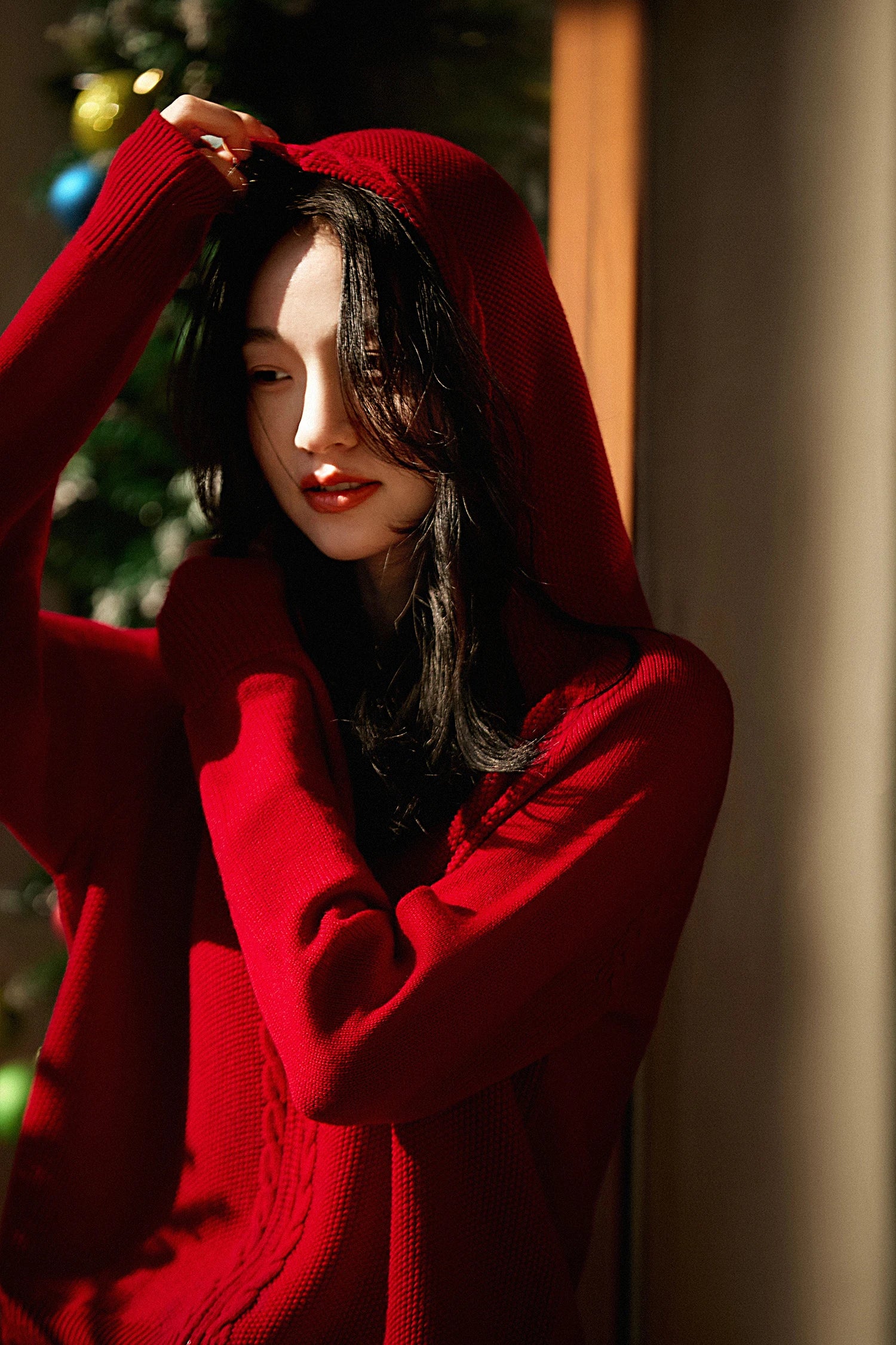Elinsborg Cashmere Hooded Cardigan - Image 10