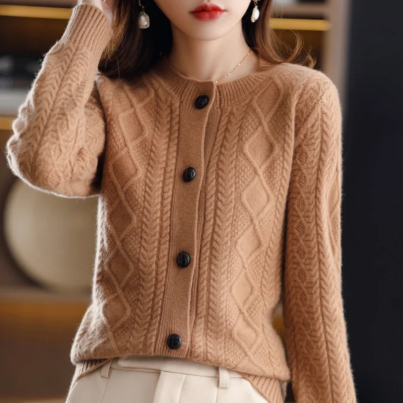 Emery Cable Cashmere Cardigan - Image 8