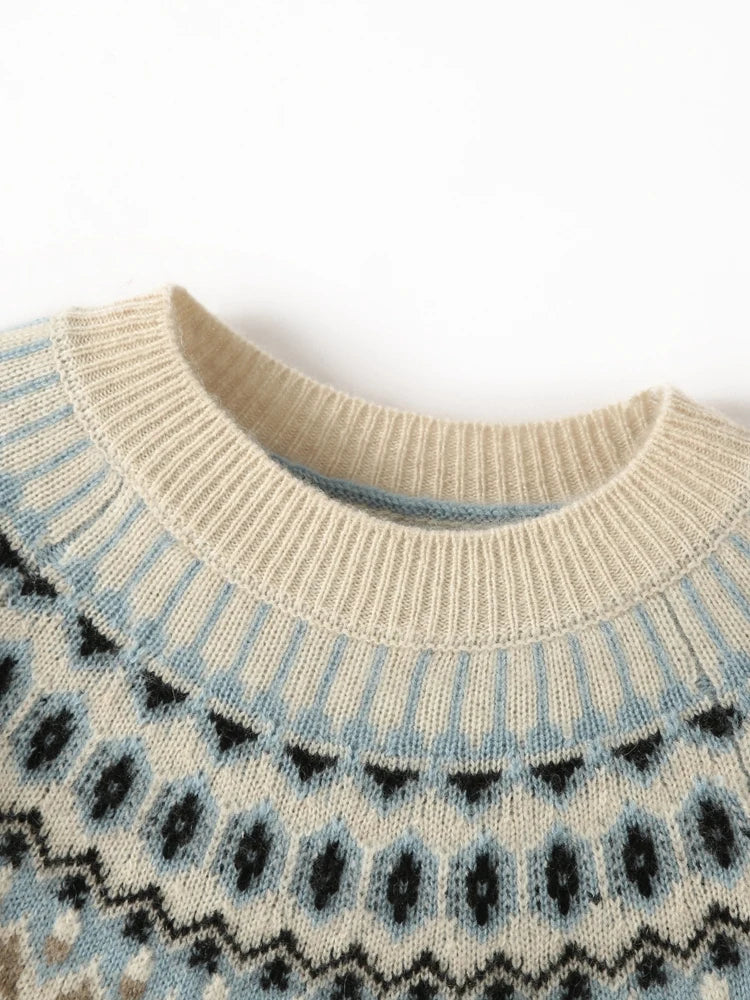 Highland Heritage Cashmere Sweater - Image 33