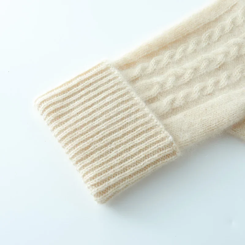 Isla Cashmere Touchscreen Gloves - Image 6