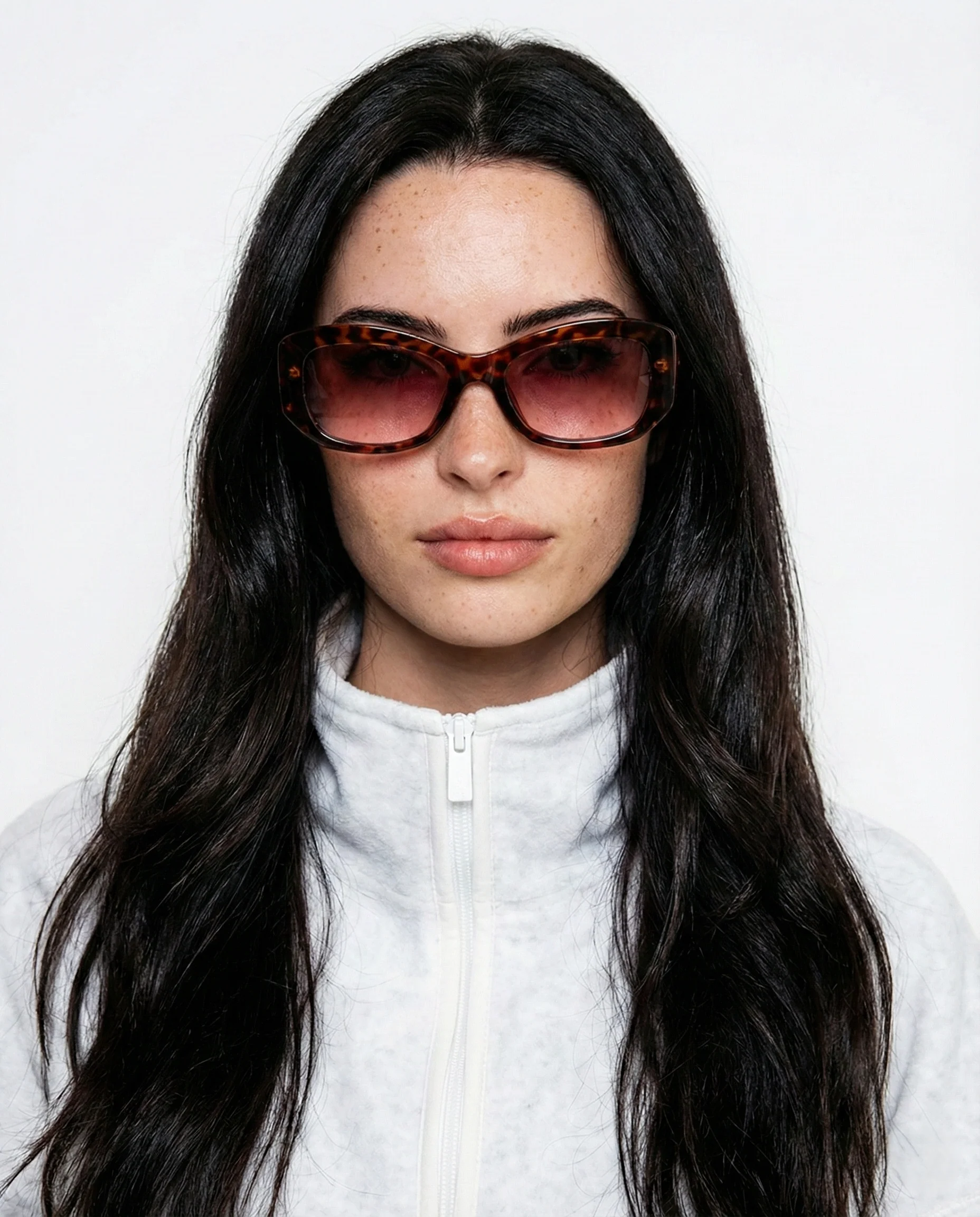 Kimberly California Spade Sunglasses - Image 7