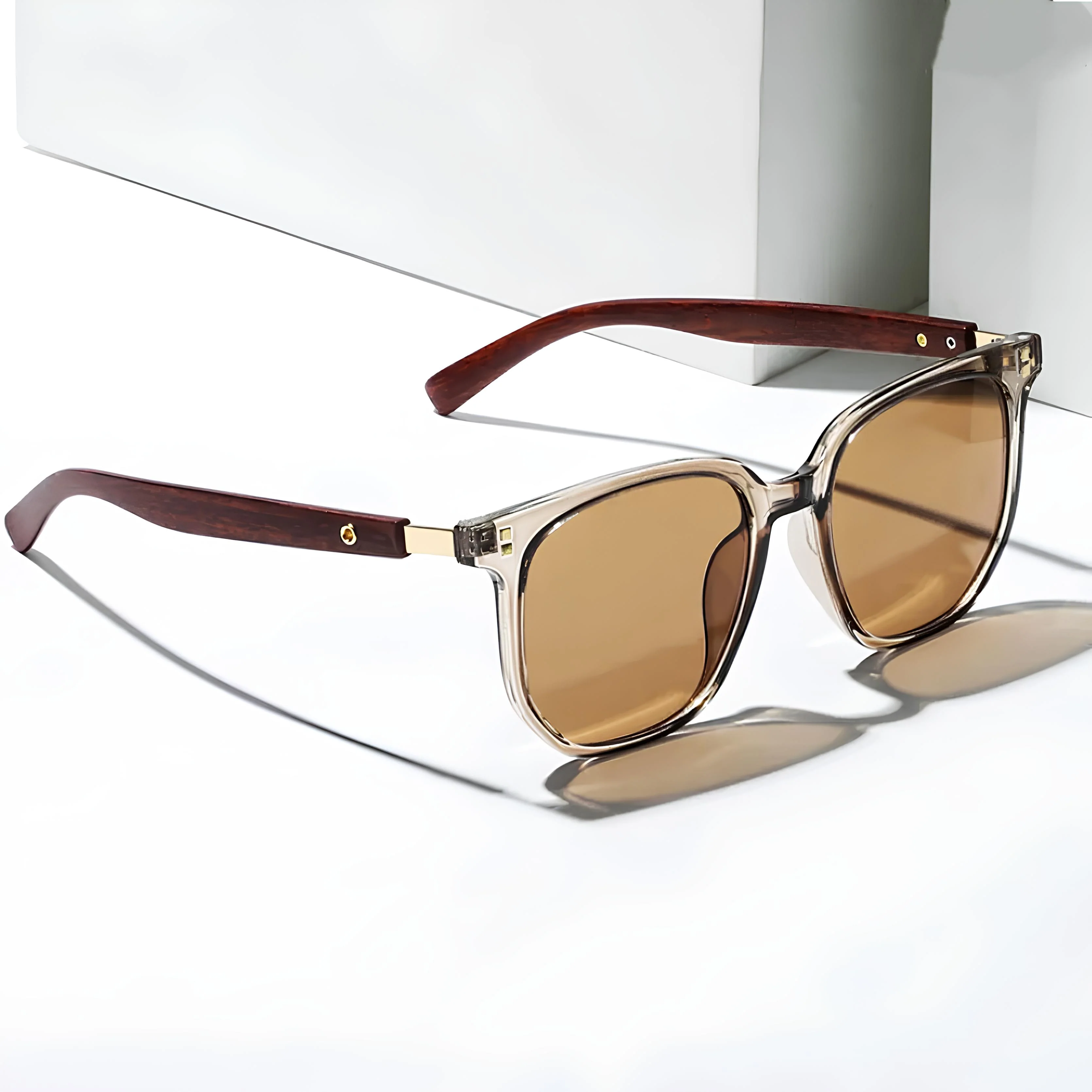Sarah Madison Summer Shades - Image 3