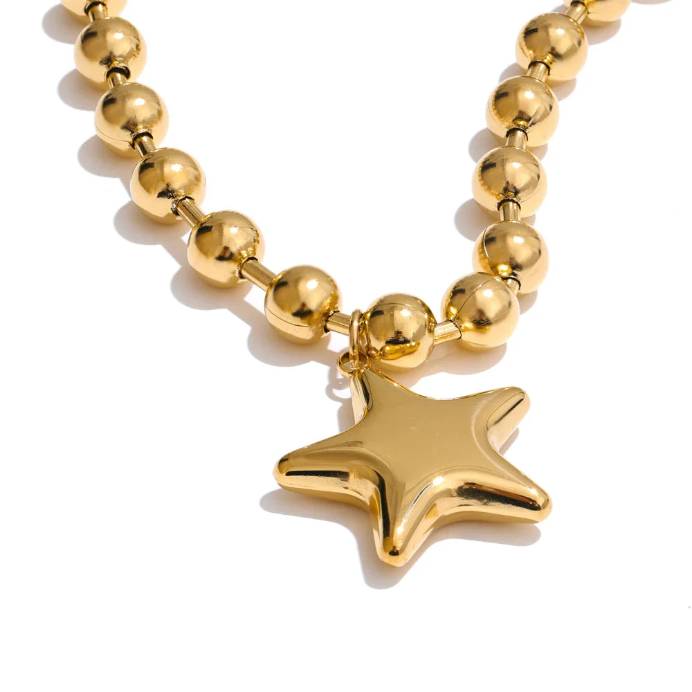 Liré Bold Star Beaded Necklace - Image 2