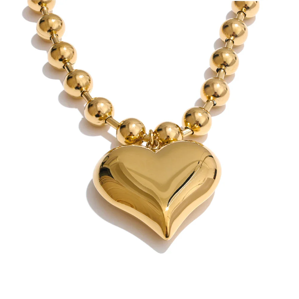 Liré Bold Star Beaded Necklace - Image 3