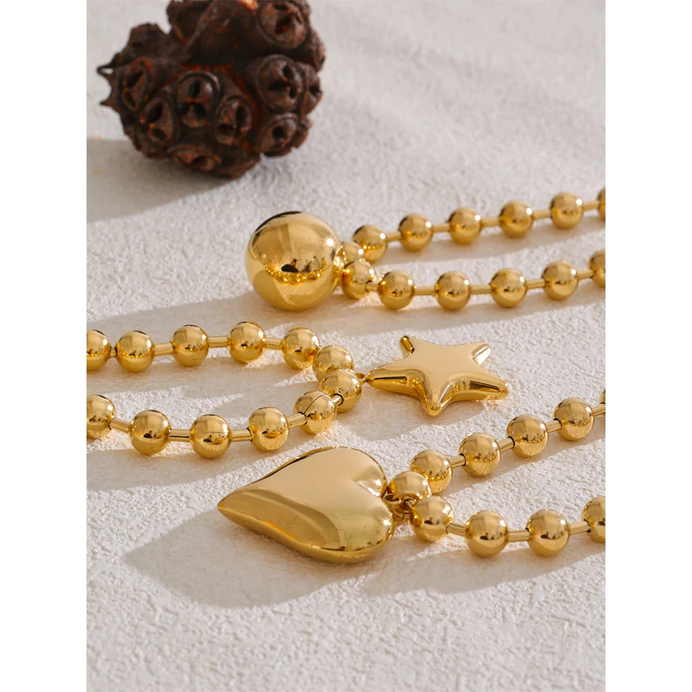 Liré Bold Star Beaded Necklace - Image 9