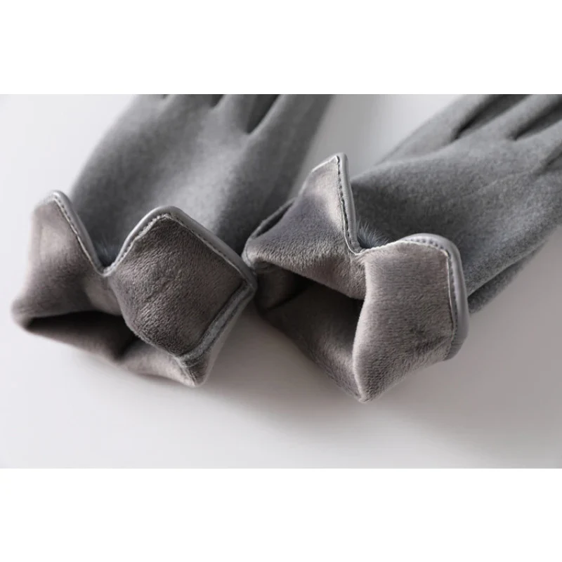 Luxe Touch Pom-Pom Gloves - Image 7