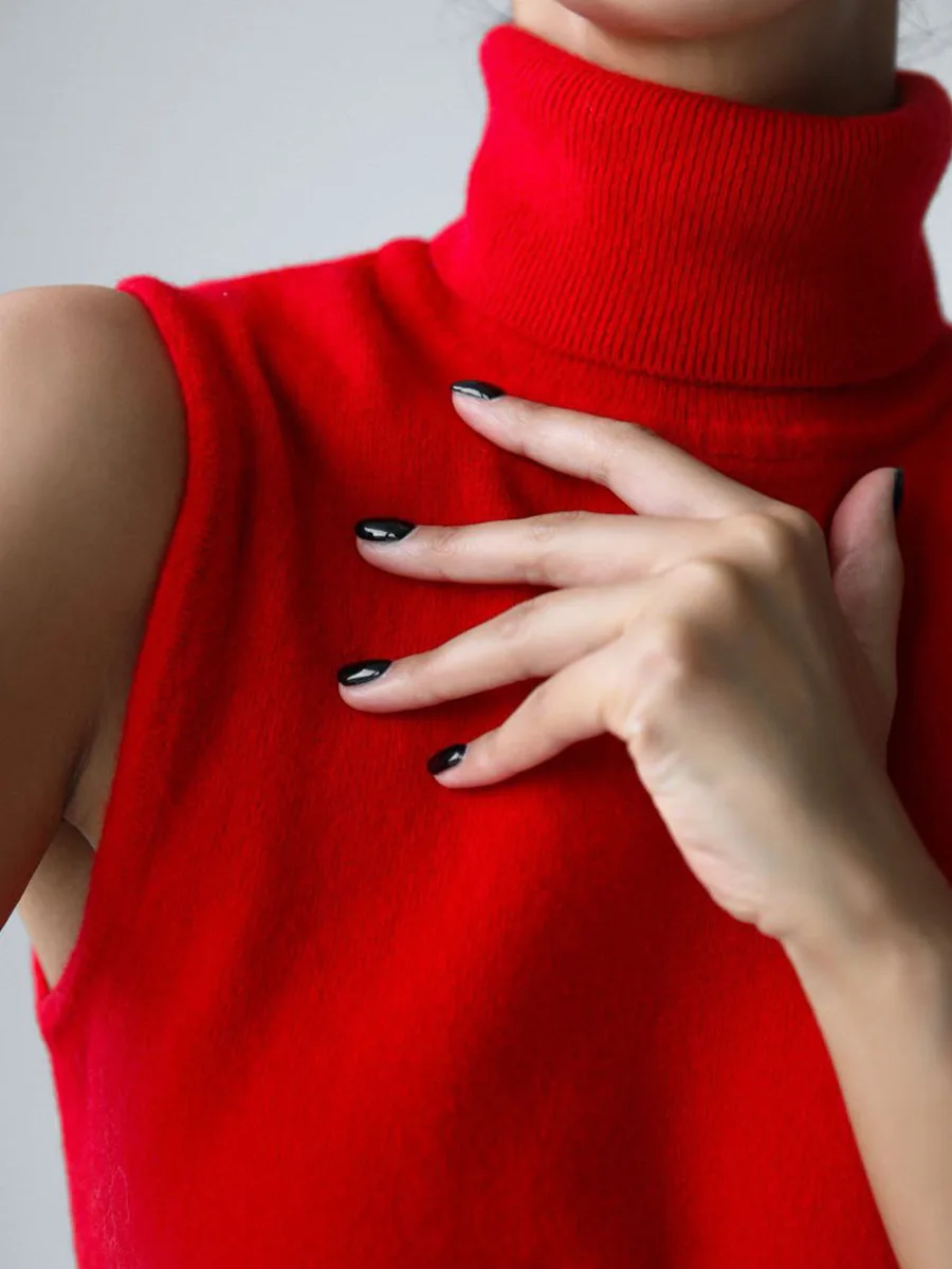 Marenton High-Neck Vest - Image 15