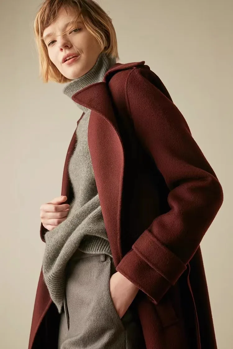 Montclair Cashmere Turtleneck - Image 25
