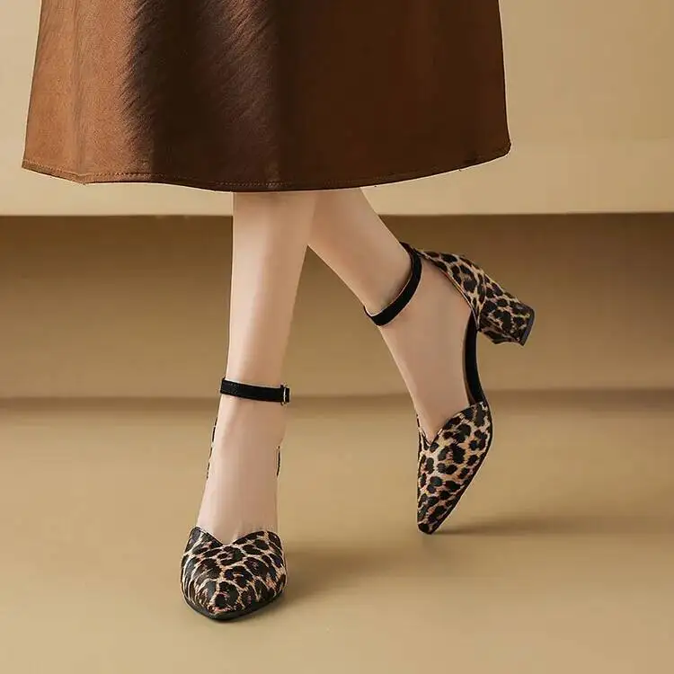 Nairobi Zebra Print Heel - Image 4