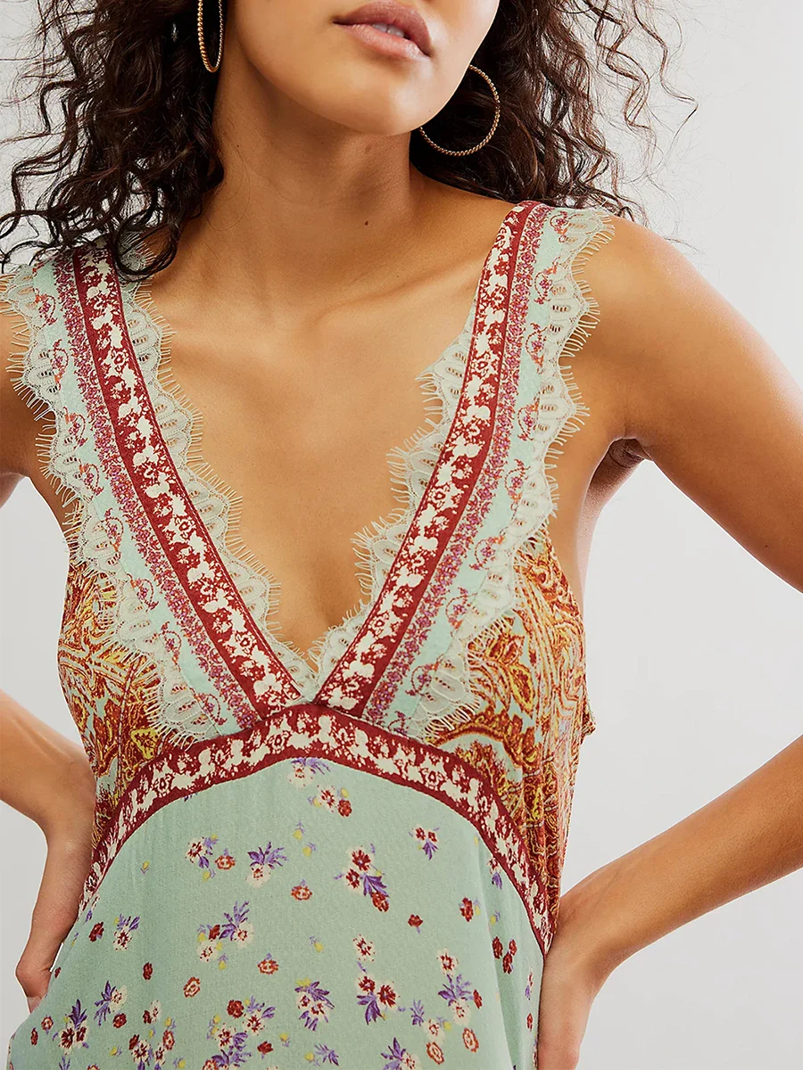 Sienna Lace-Trim Floral Mini Dress - Image 3