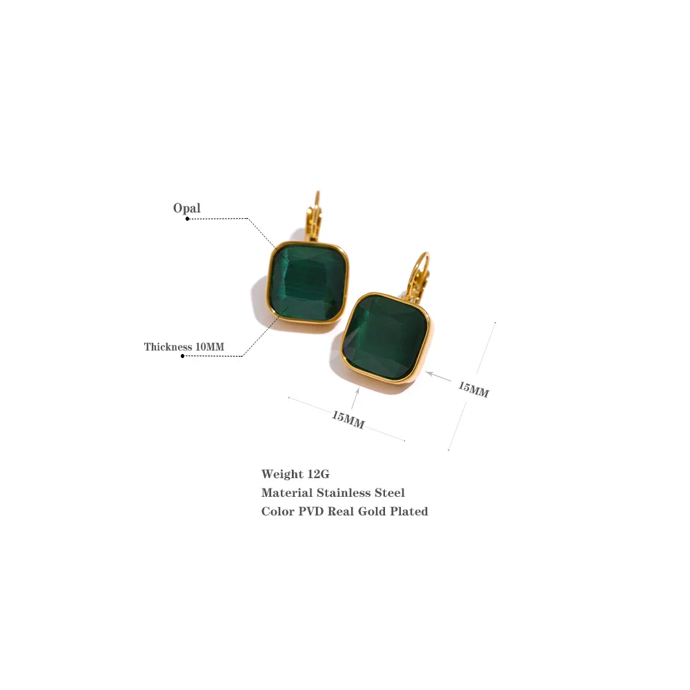 Solène Square Gold-Plated Hook Earrings - Image 13