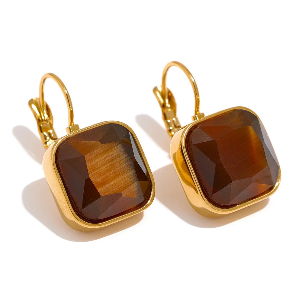 Solène Square Gold-Plated Hook Earrings - Image 2