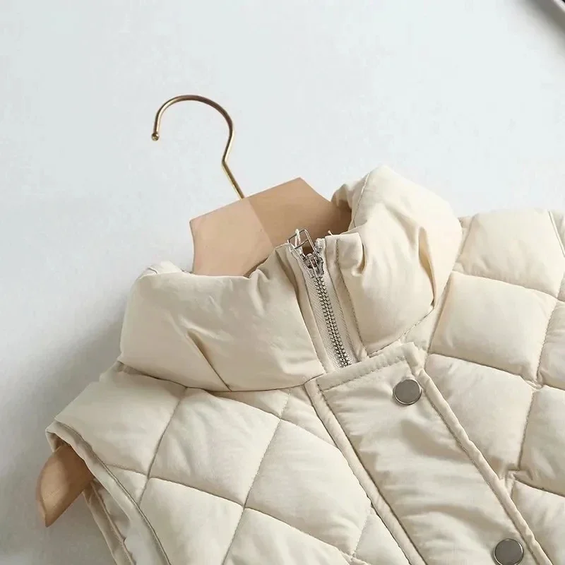 Tatum Quilted Vest - Image 4