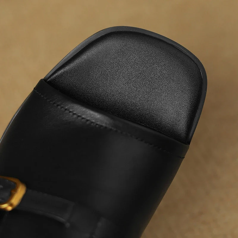 The Buckle Leather Slide - Image 3