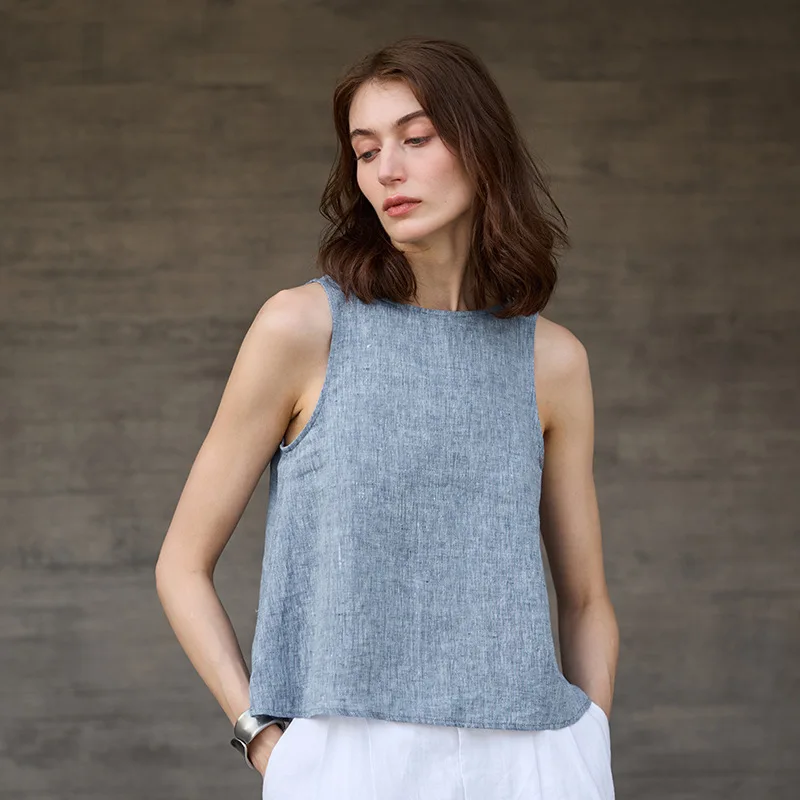 The Chambray Linen Reversible Vest - Image 14