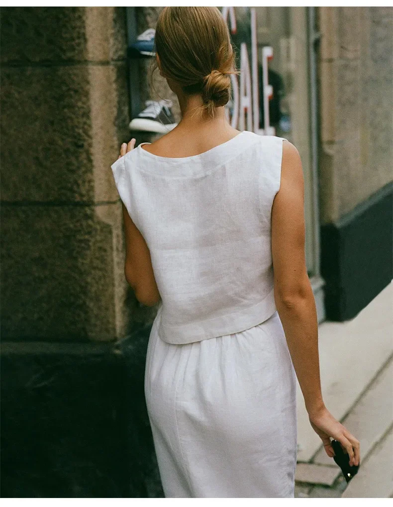 The Clean Crop Linen Top - Image 10