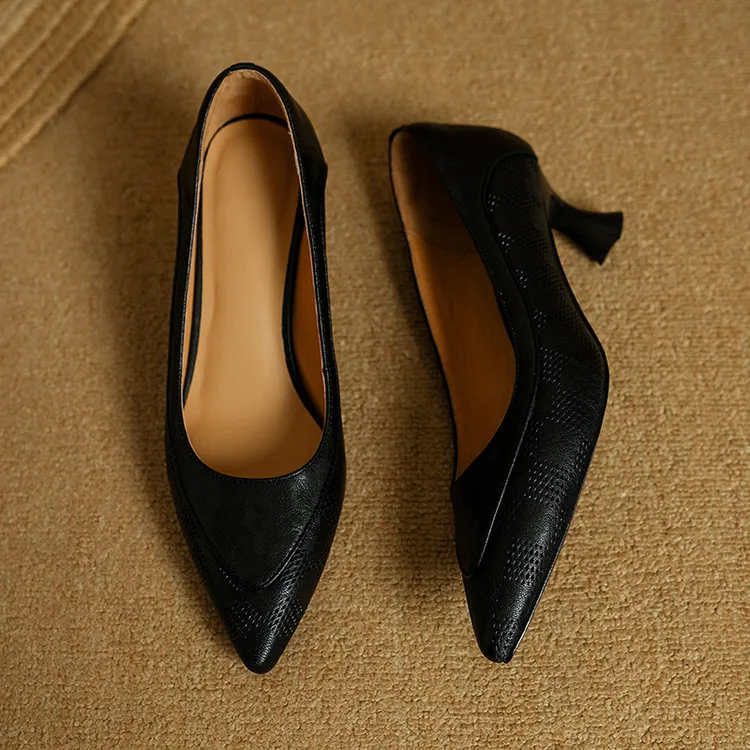 The Cognac Leather Kitten Heel Pump - Image 10