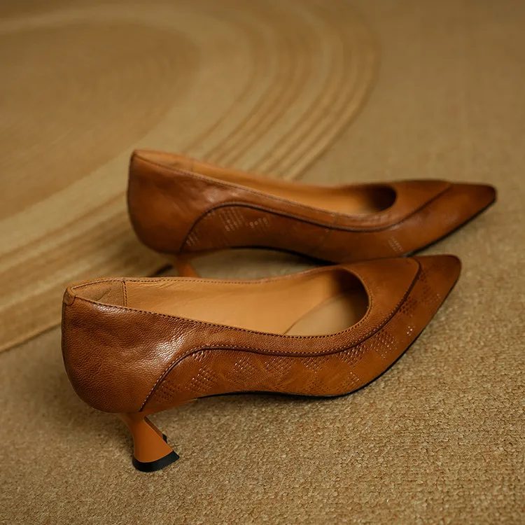 The Cognac Leather Kitten Heel Pump - Image 12