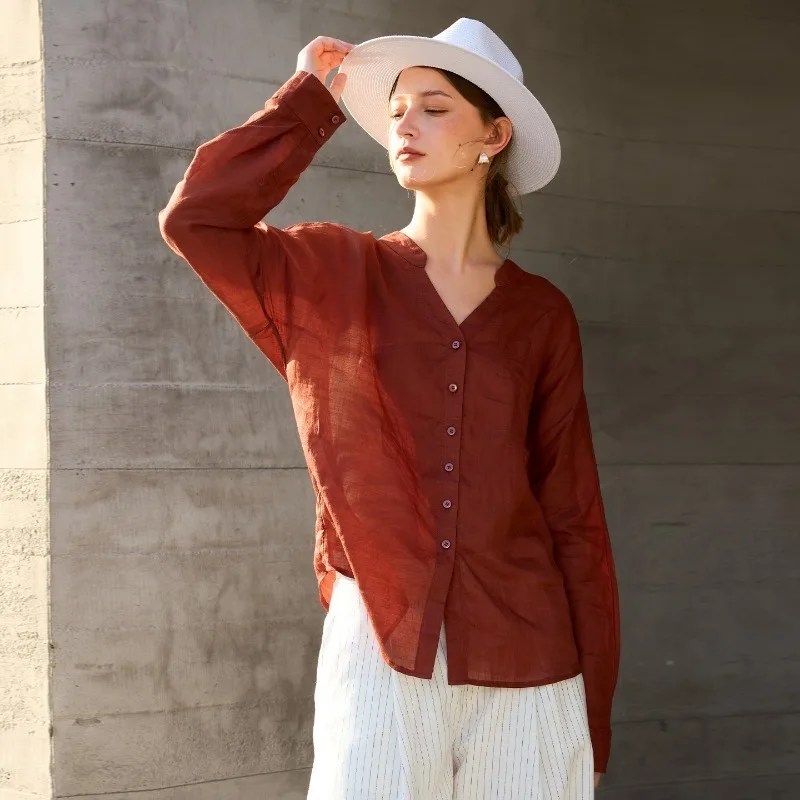 The Collarless Linen V-Neck Shirt - Image 14