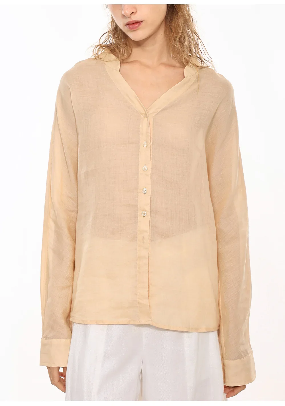 The Collarless Linen V-Neck Shirt - Image 38