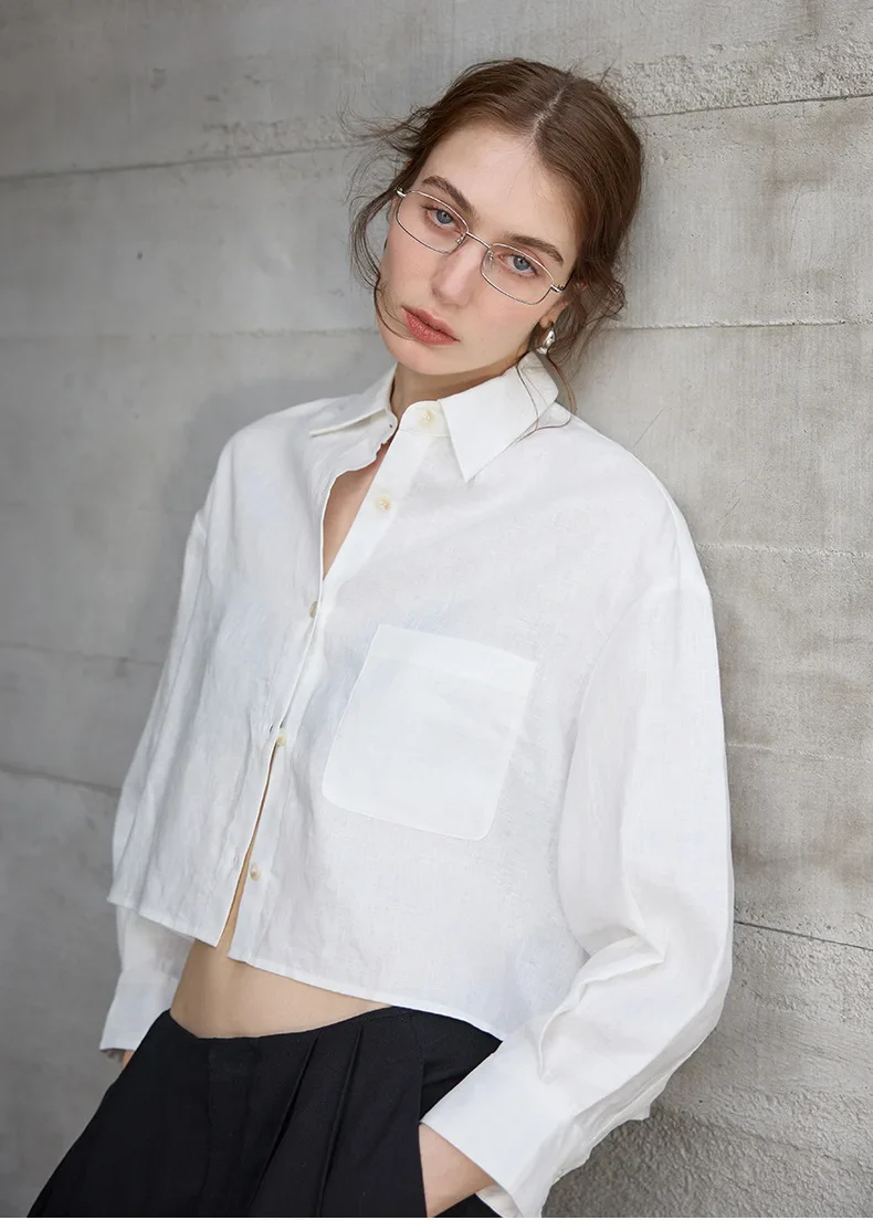 The Cropped Long Sleeve Linen Shirt - Image 15