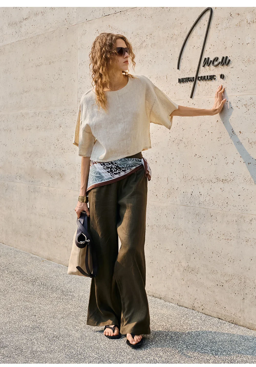 The Flared Sleeve Linen Pullover - Image 11