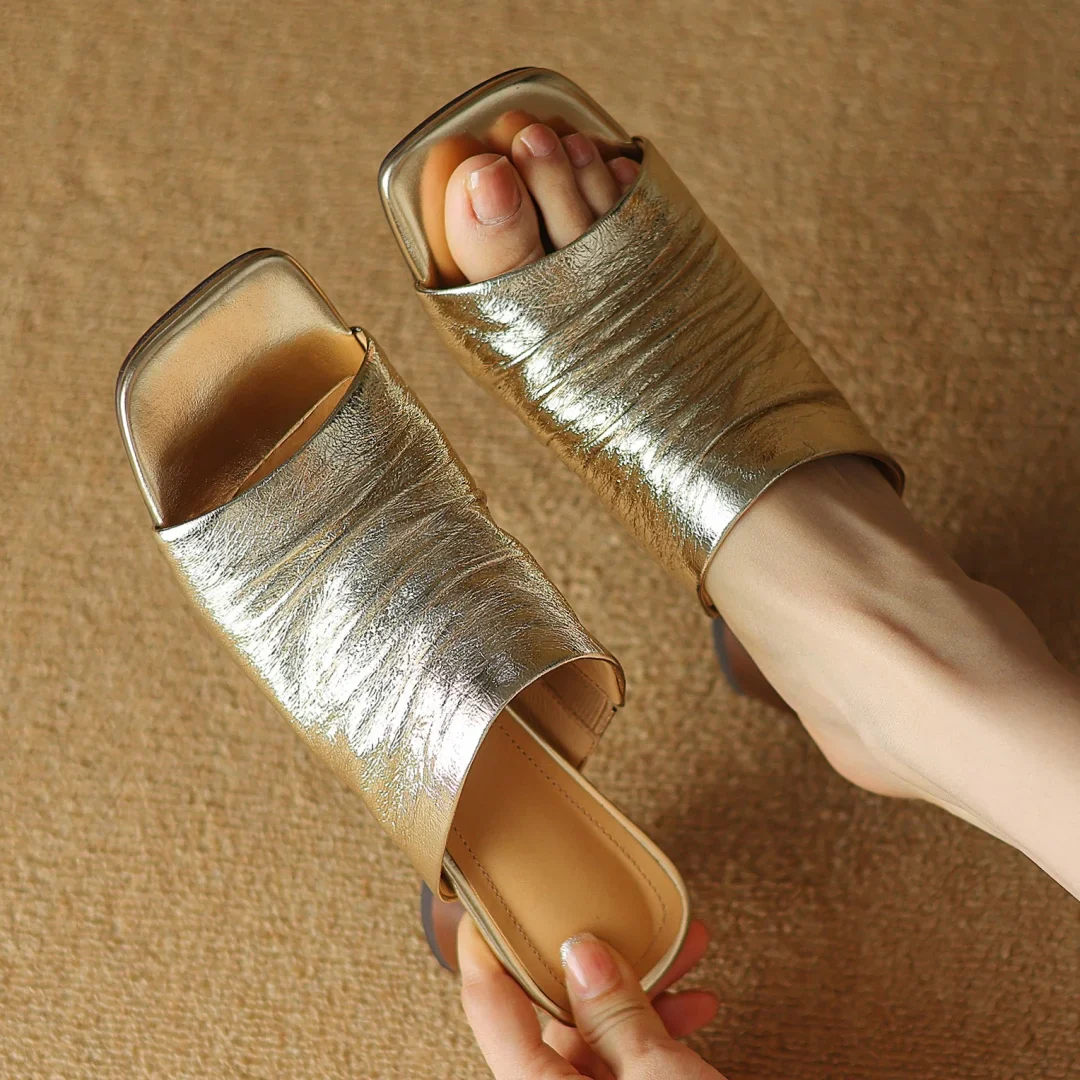The Ruched Leather Block Heel Mule - Image 10