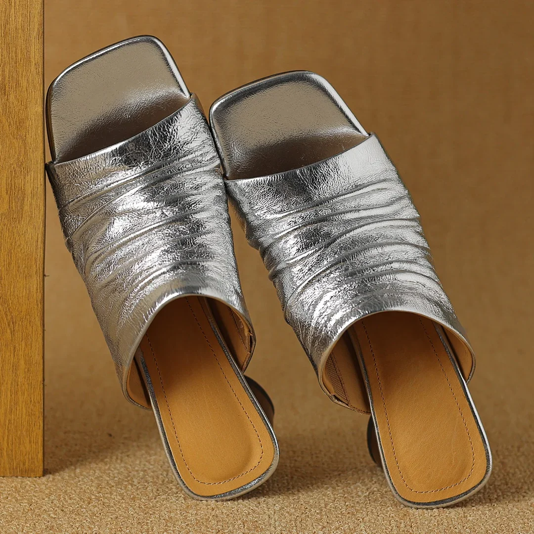 The Ruched Leather Block Heel Mule - Image 6