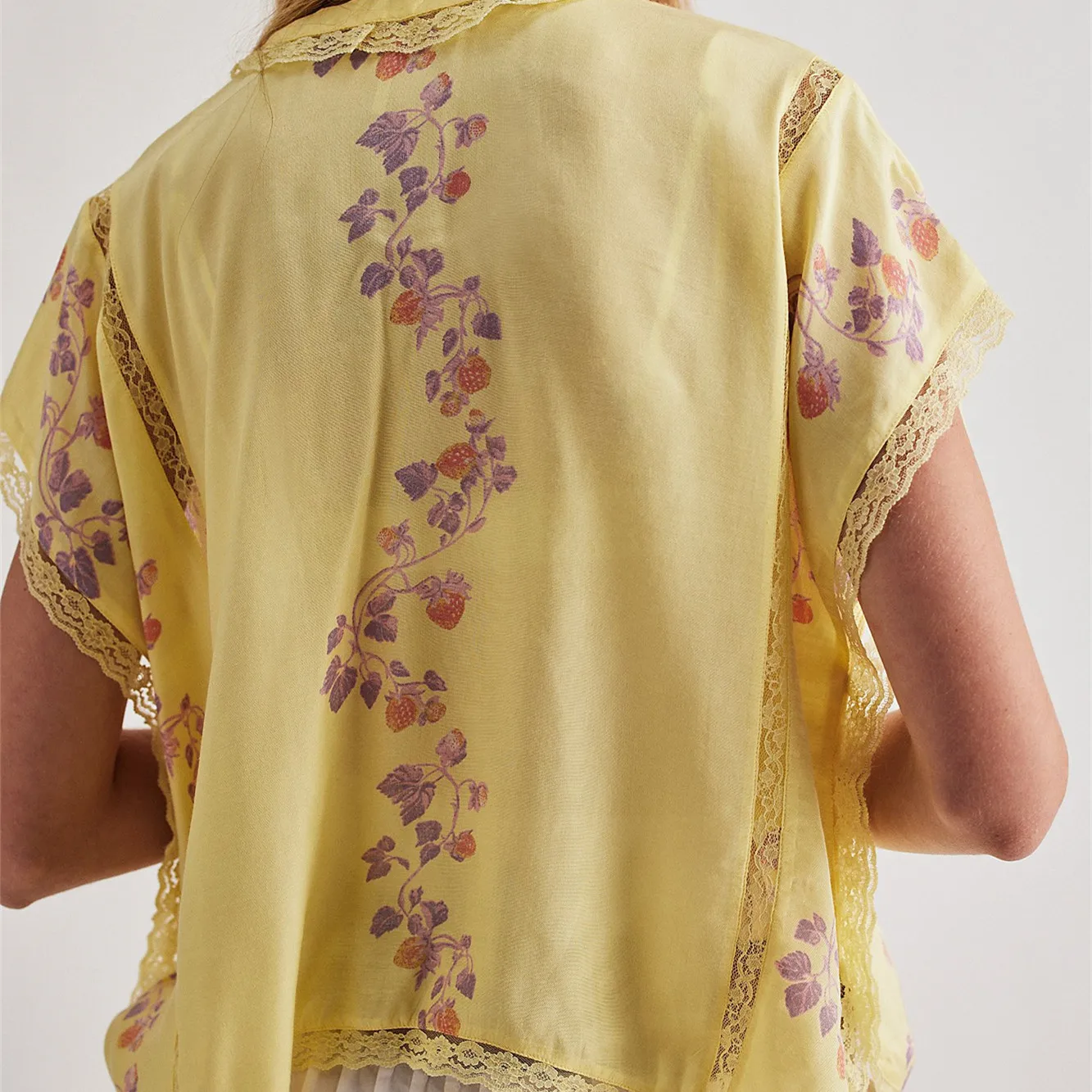 The Strawberry Lace Trim Blouse - Image 3