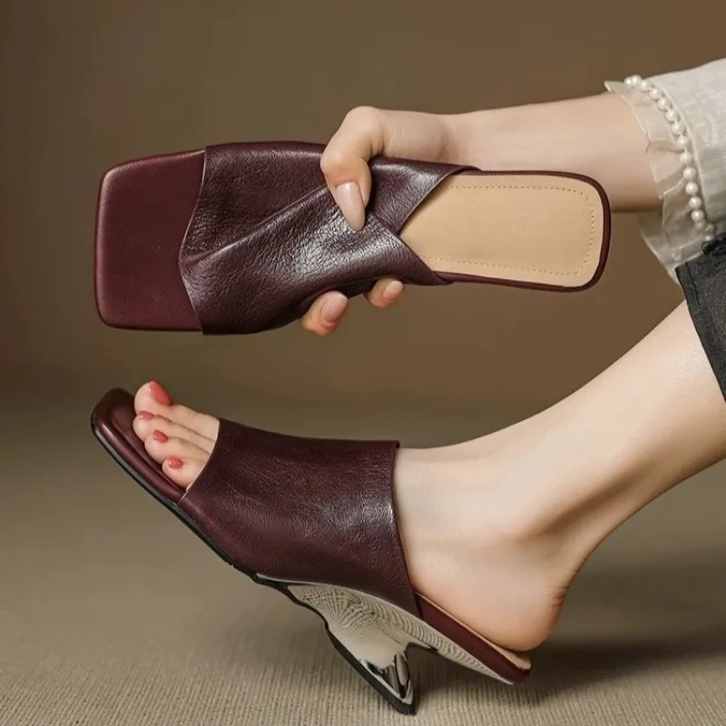 The Verona Sculpted Mule