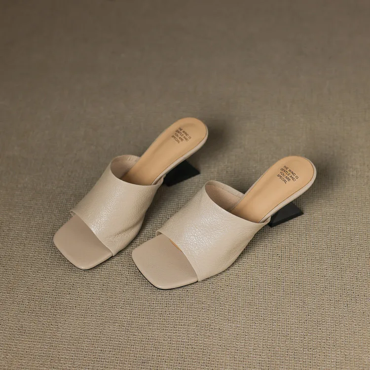 The Wide Strap Leather Flat Slide - Image 17