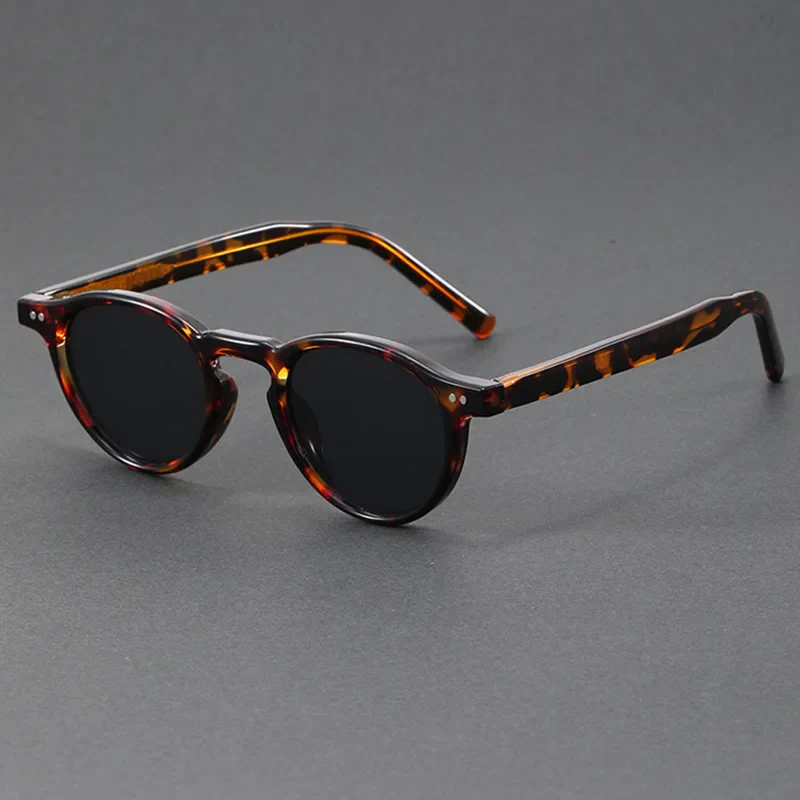 Valencia California Heart Sunglasses - Image 13