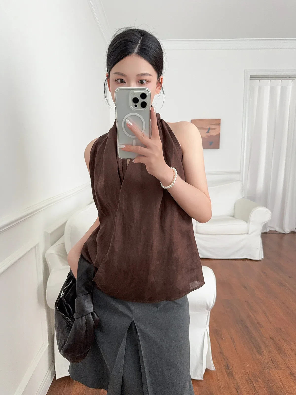 Valienne Drape Linen Vest - Image 15