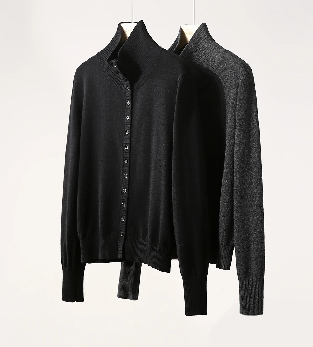 Vercelli Cashmere Button Sweater - Image 14