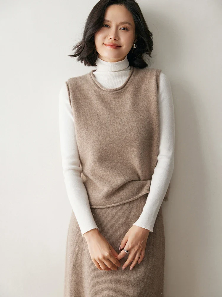 Verona Cashmere Vest - Image 16