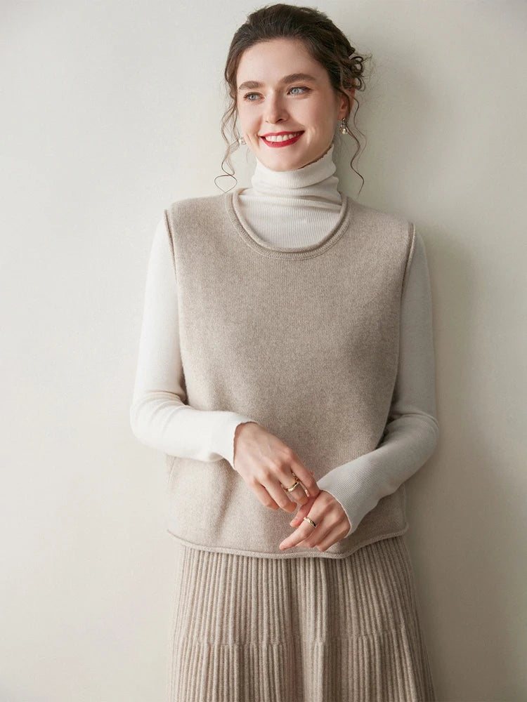 Verona Cashmere Vest - Image 18
